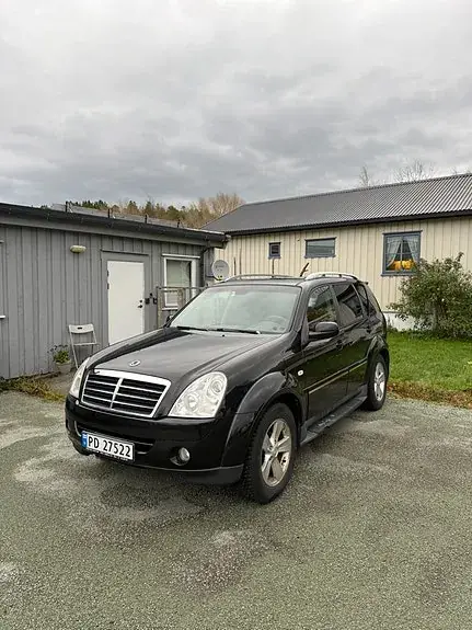 KG Mobility Rexton