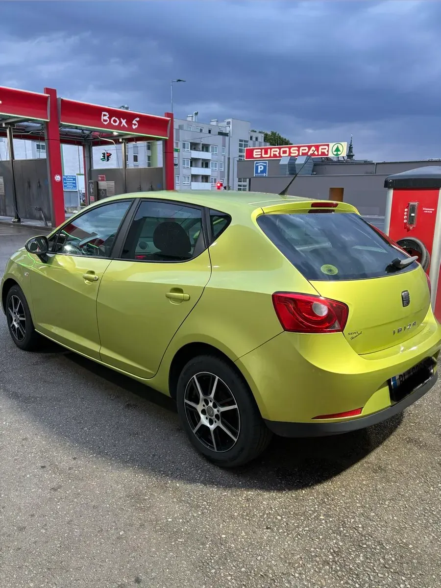 Seat Ibiza 2009 photo 2