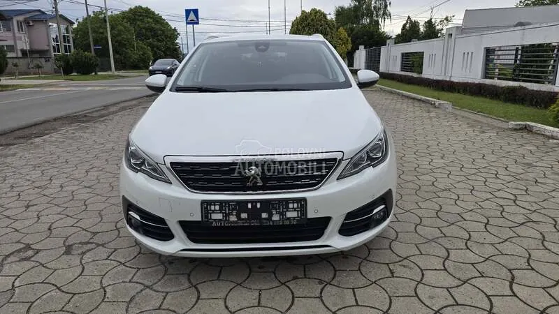 Peugeot 308 2018 photo 5