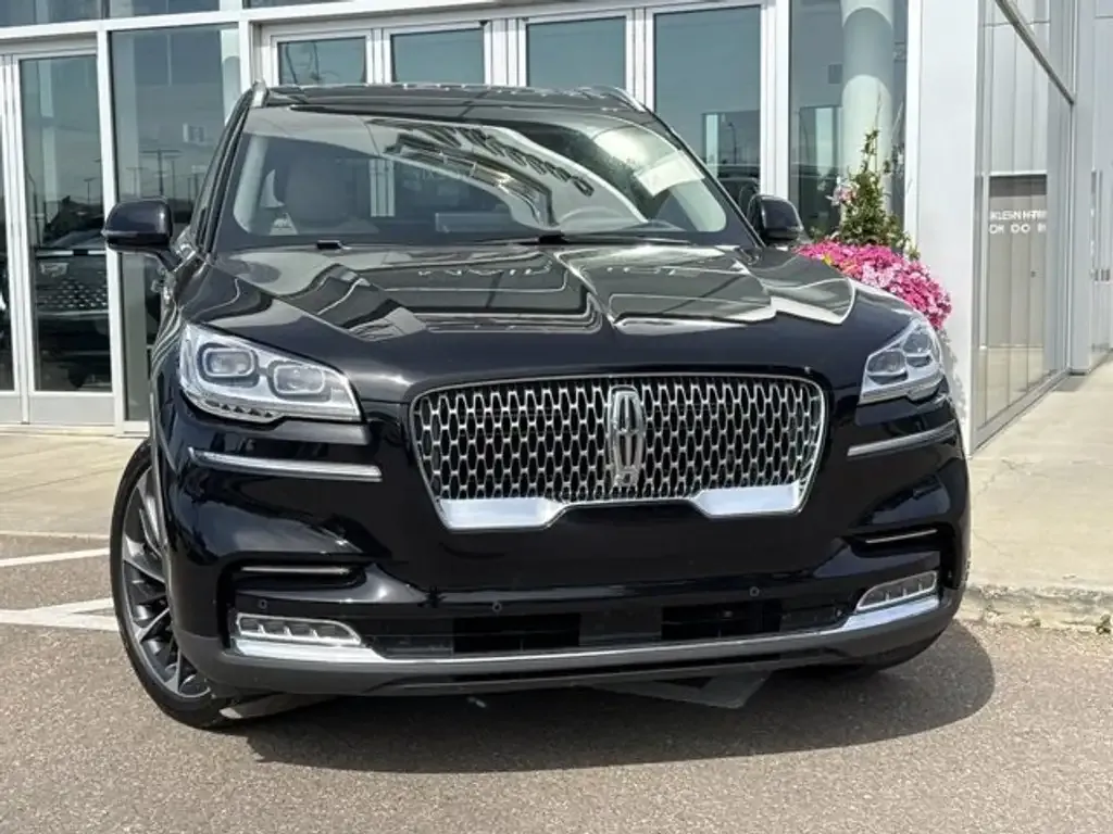 Lincoln Aviator 2023 photo 2