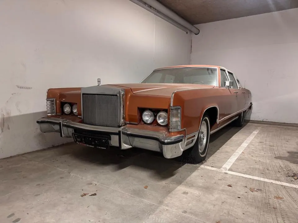Lincoln Continental
