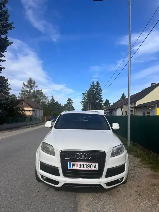Audi Q7 2008 photo 3