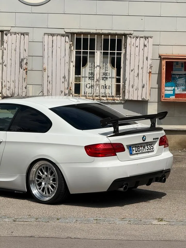 BMW 335I