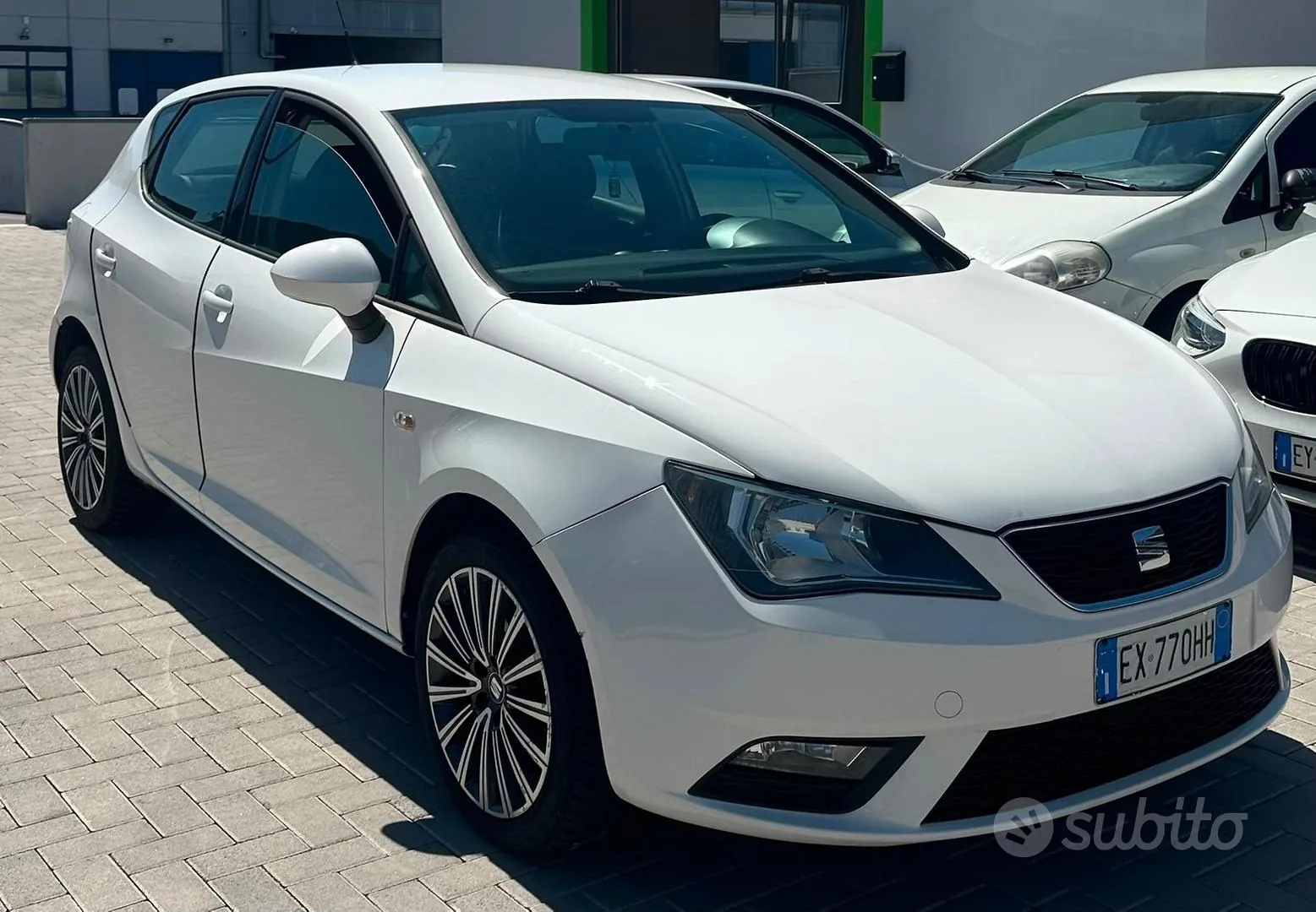 Seat Ibiza 2014 photo 2