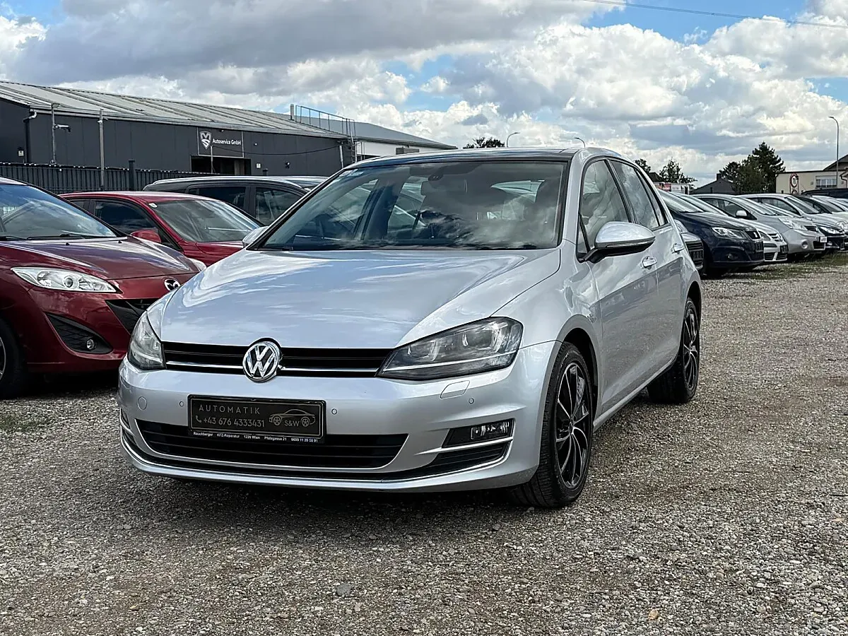 Volkswagen Golf 2013 photo 2