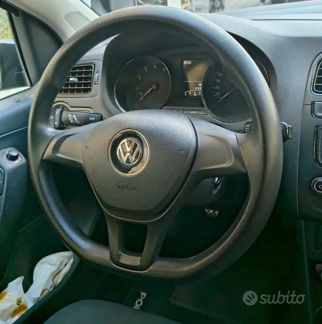 Volkswagen Polo 2016 photo 4