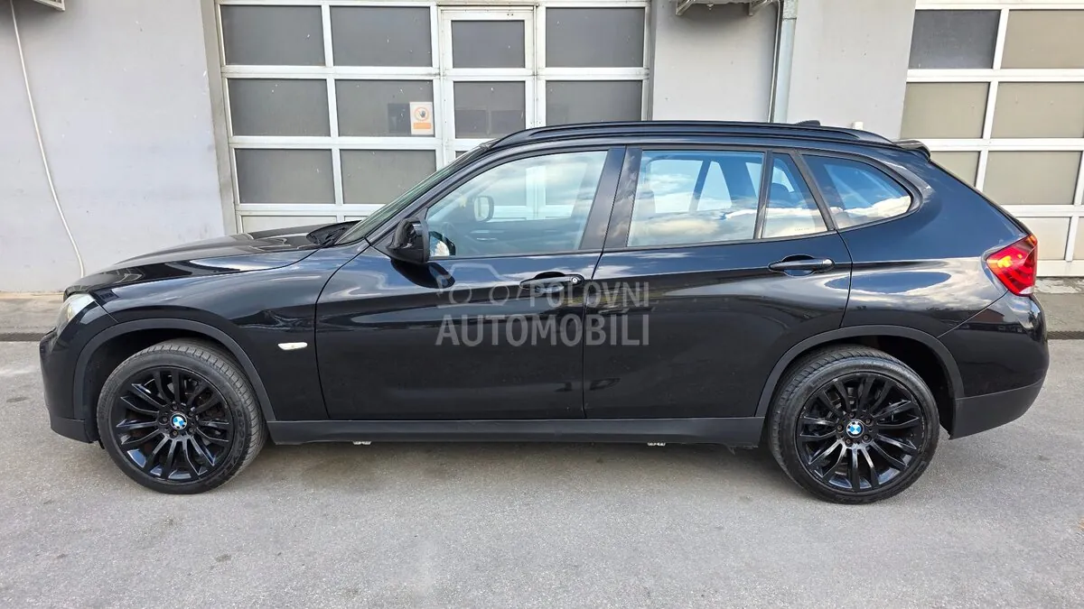 BMW X1 2010 photo 4