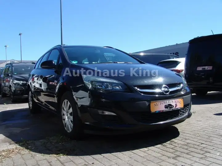Opel Astra J