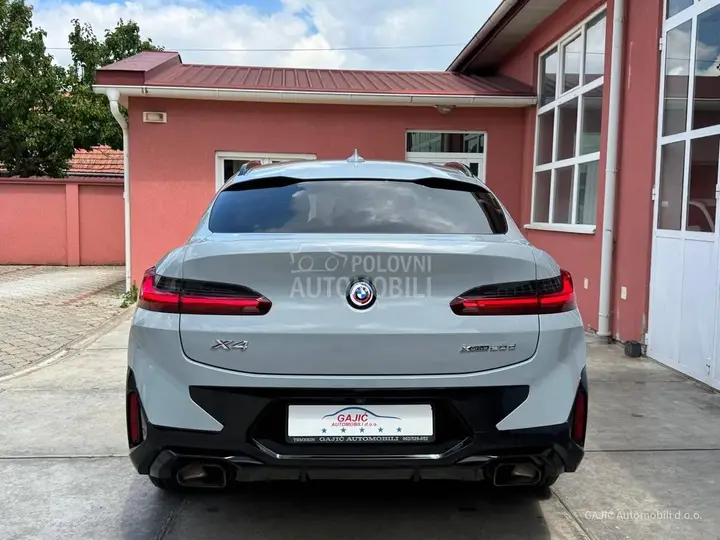 BMW X4 2022 photo 4