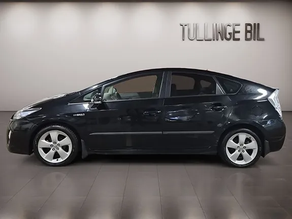 Toyota Prius 2011 photo 2