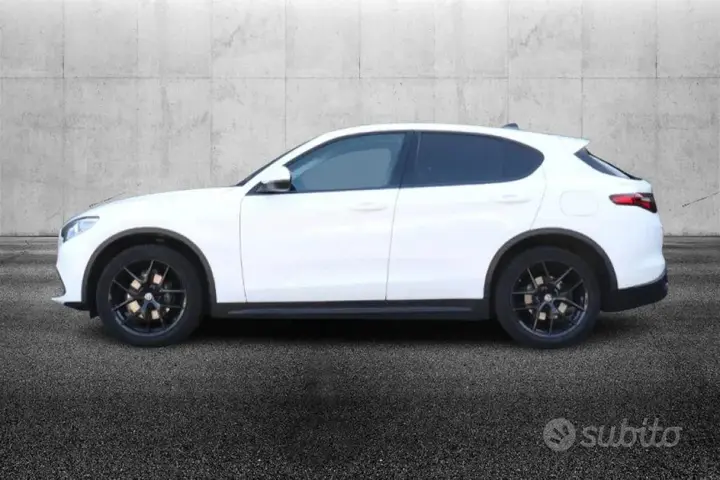Alfa Romeo Stelvio 2018 photo 3
