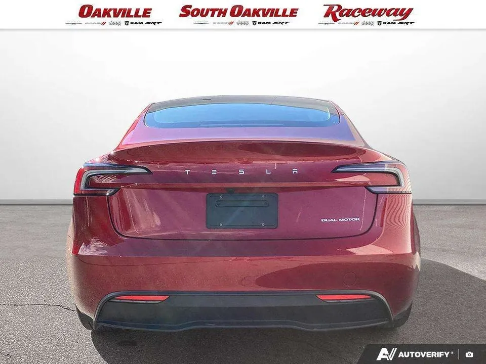 Tesla Model 3 2024 photo 5