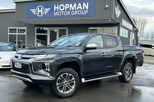 Mitsubishi Triton
