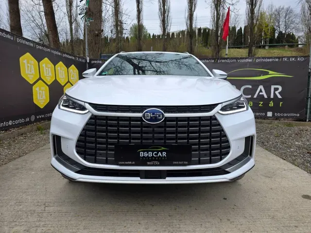 BYD Tang 2023 photo 2