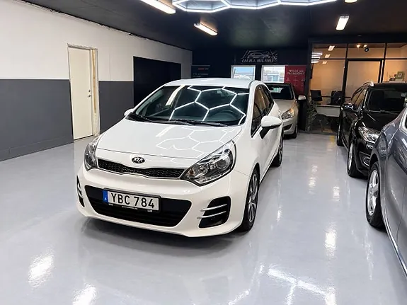 Kia Rio 2016 photo 2