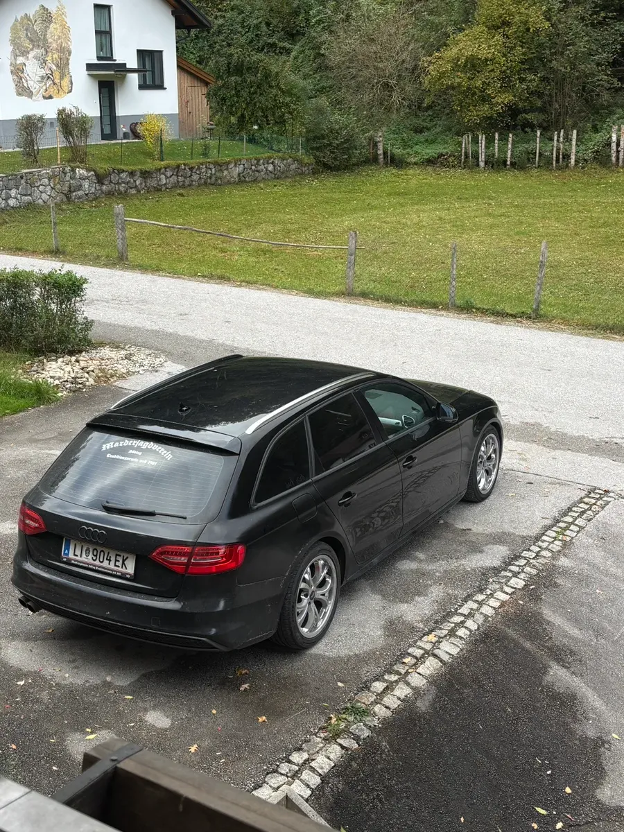 Audi A4 2012 photo 3