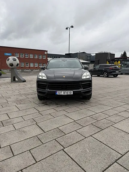 Porsche Cayenne 2019 photo 2