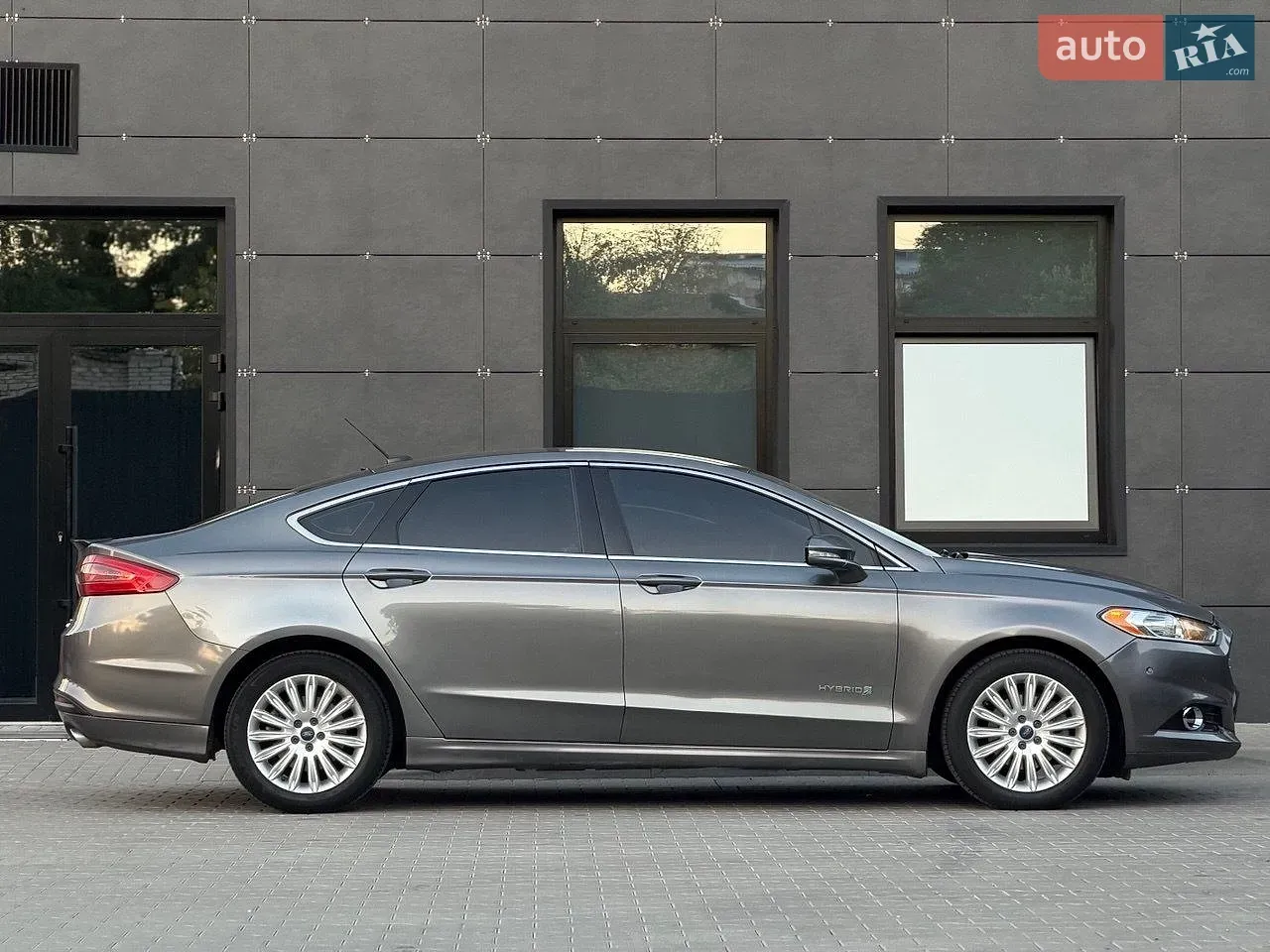 Ford Fusion 2013 photo 3