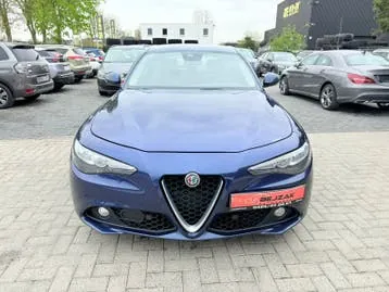 Alfa Romeo Giulia 2016 photo 2