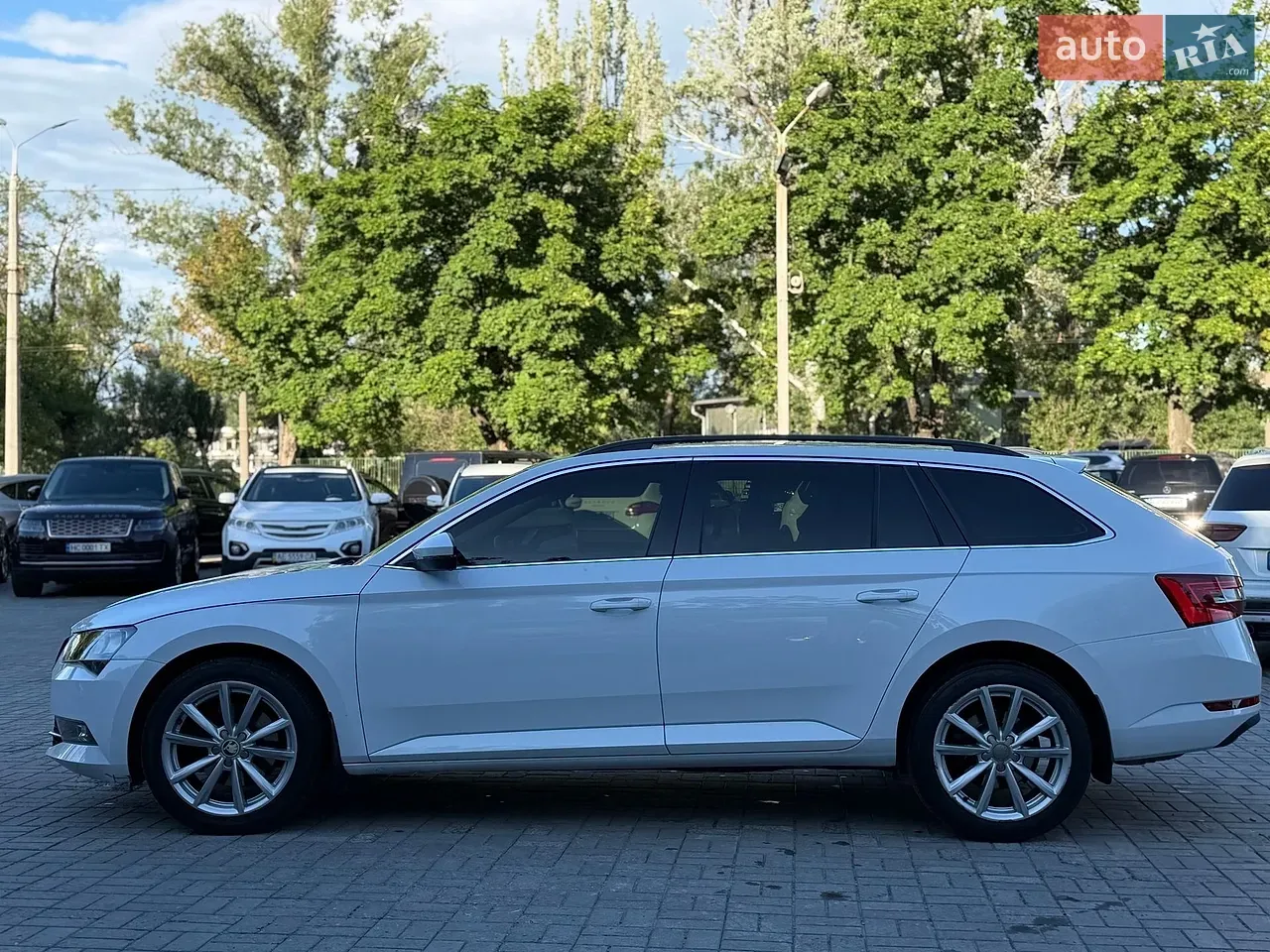 Skoda Superb 2016 photo 3