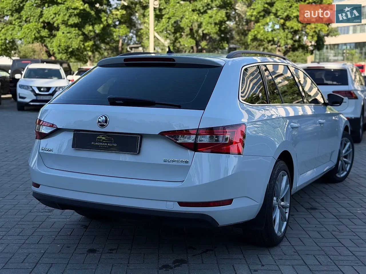 Skoda Superb 2016 photo 5