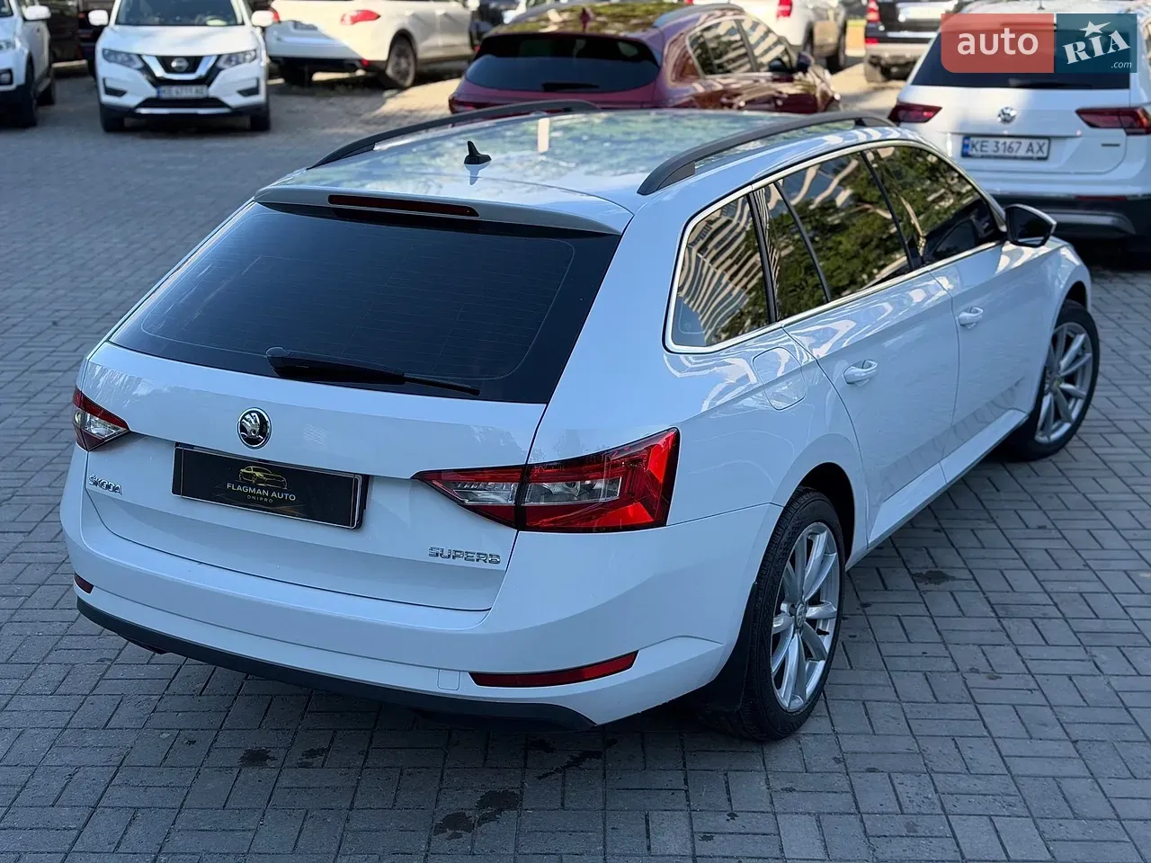 Skoda Superb 2016 photo 4