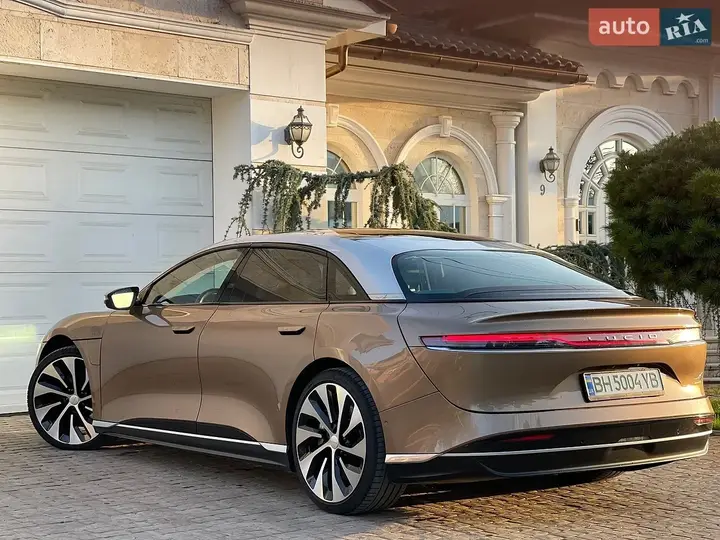 Lucid Air