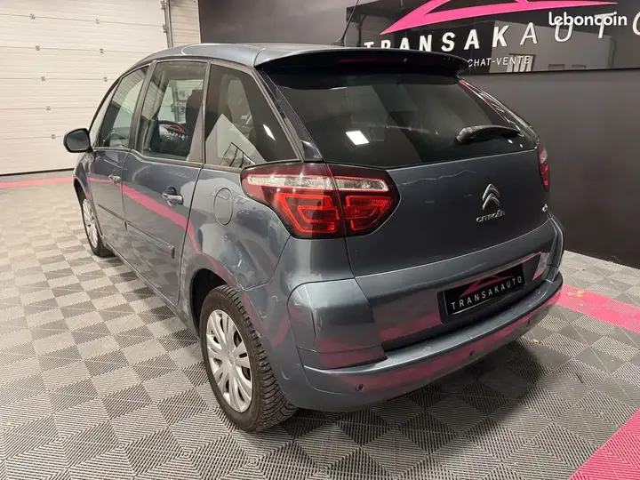 Citroen C4 Picasso 2010 photo 3
