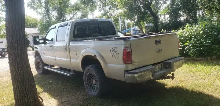 Ford F350 2016 photo 2