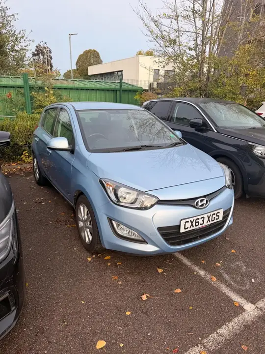 Hyundai I20