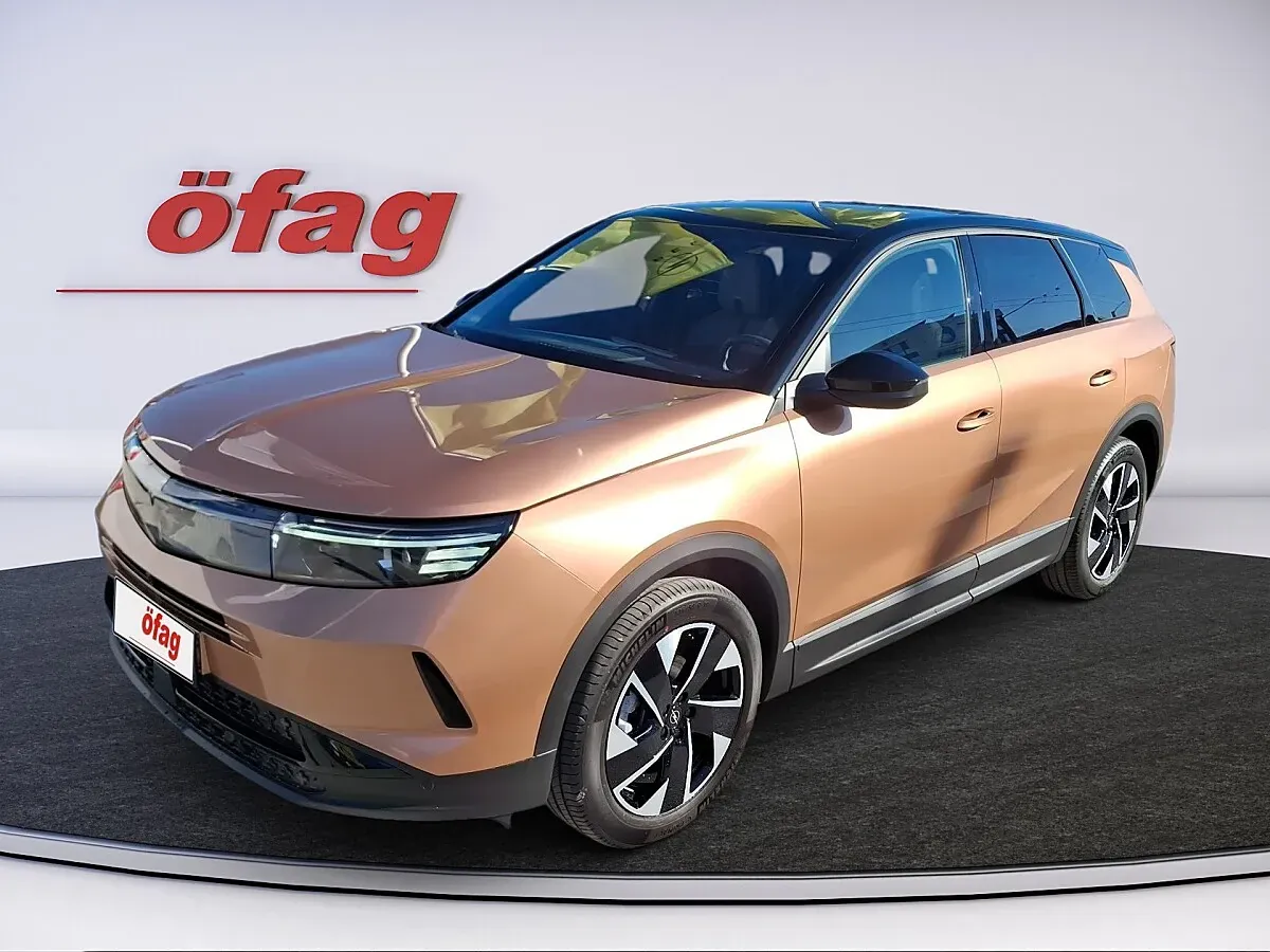 Opel Grandland photo 2