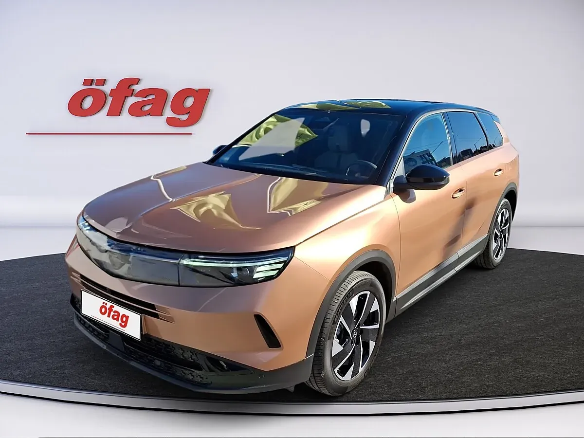 Opel Grandland photo 3