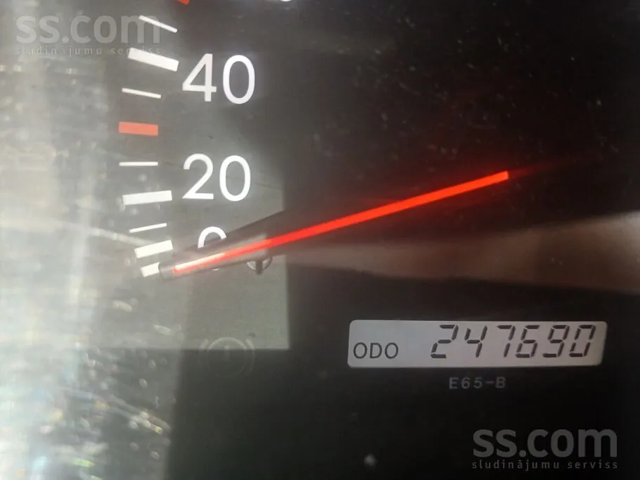 Toyota Corolla Verso 2003 photo 4