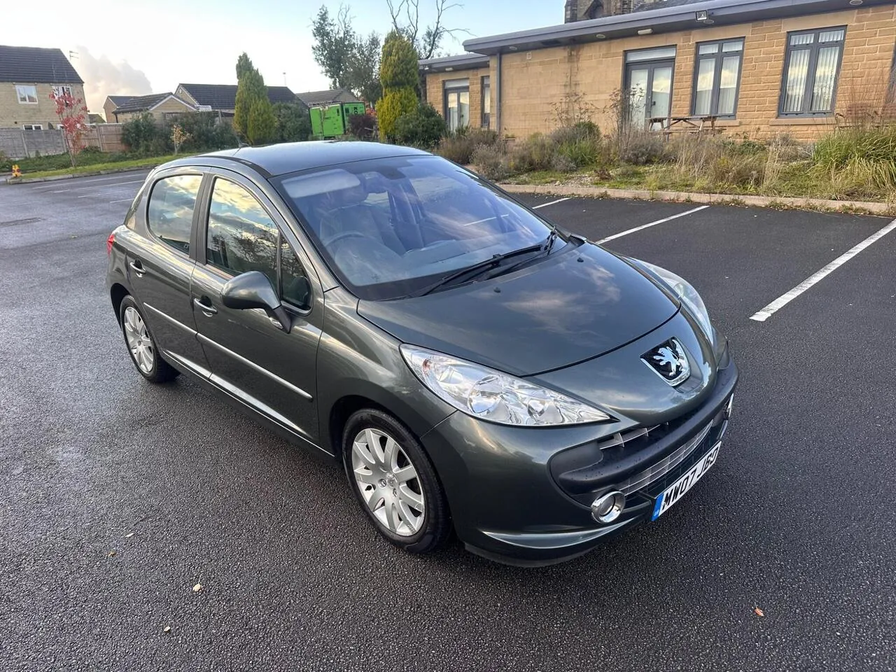 Peugeot 207 2007 photo 2