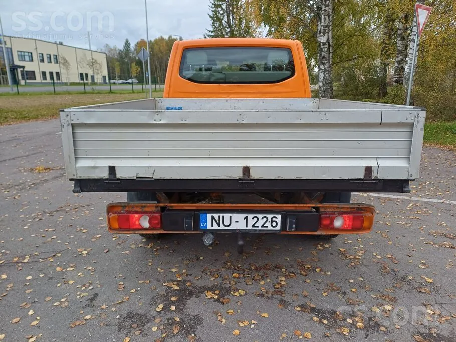 Volkswagen Transporter 2010 photo 5