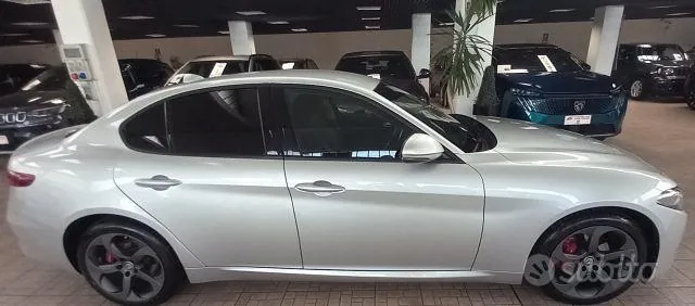 Alfa Romeo Giulia 2021 photo 2