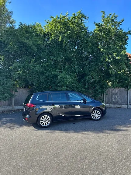 Opel Zafira Tourer