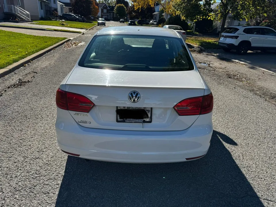 Volkswagen Jetta 2013 photo 3