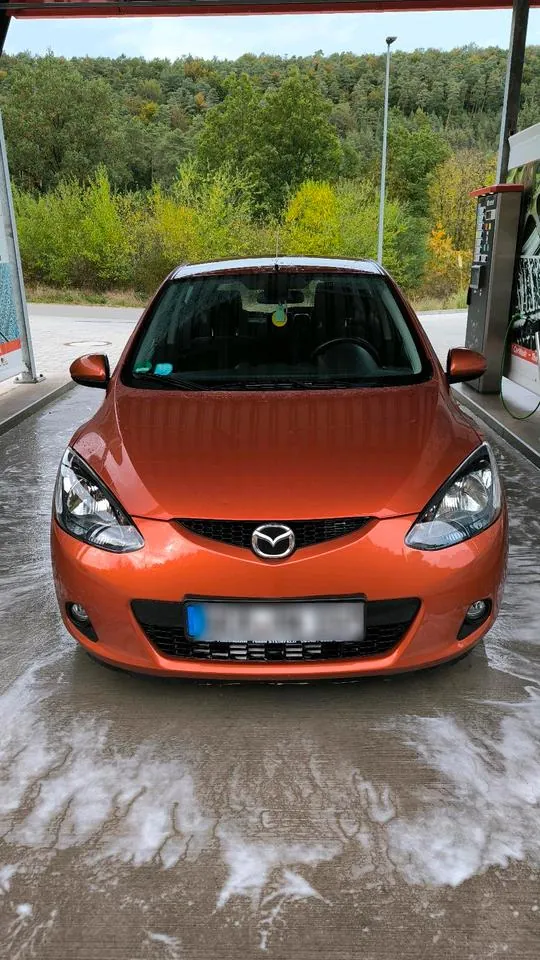 Mazda 2