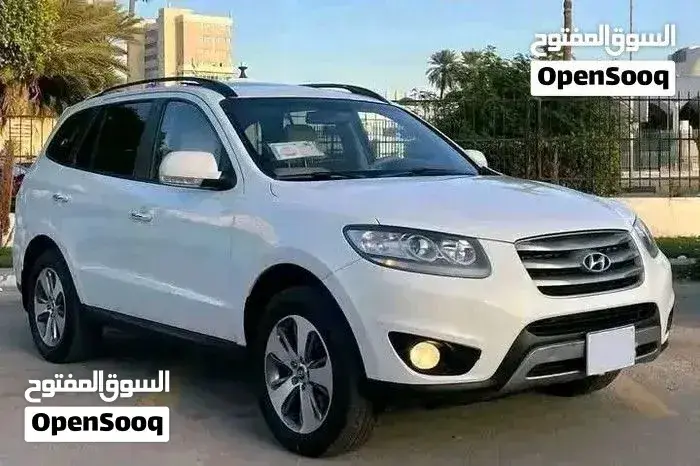 Hyundai Santa Fe 2012 photo 3