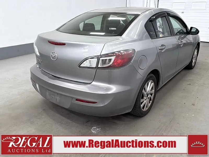 Mazda Mazda3 2012 photo 3