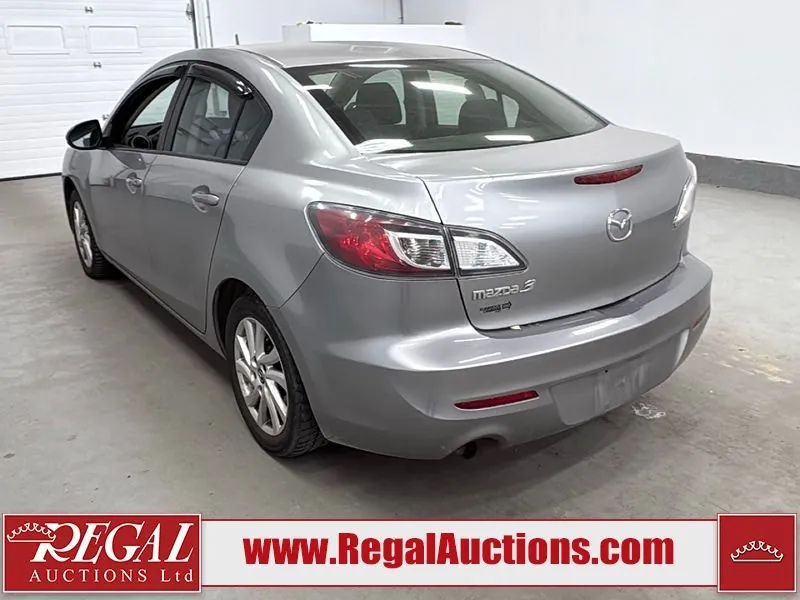 Mazda Mazda3 2012 photo 4