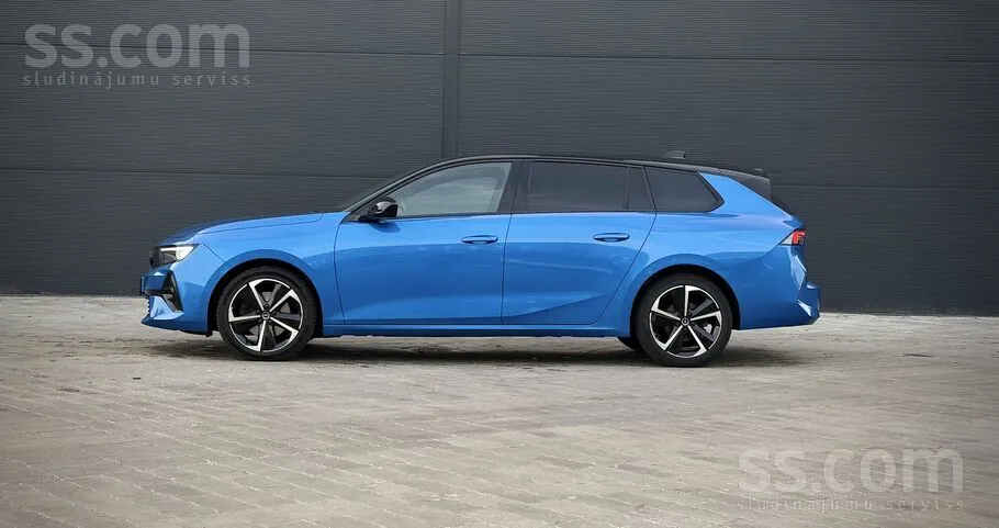 Opel Astra 2024 photo 2