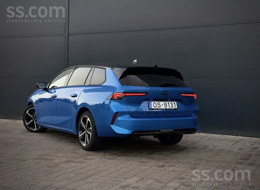 Opel Astra 2024 photo 3