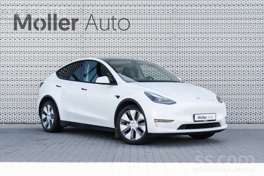 Tesla Model Y 2023 photo 2