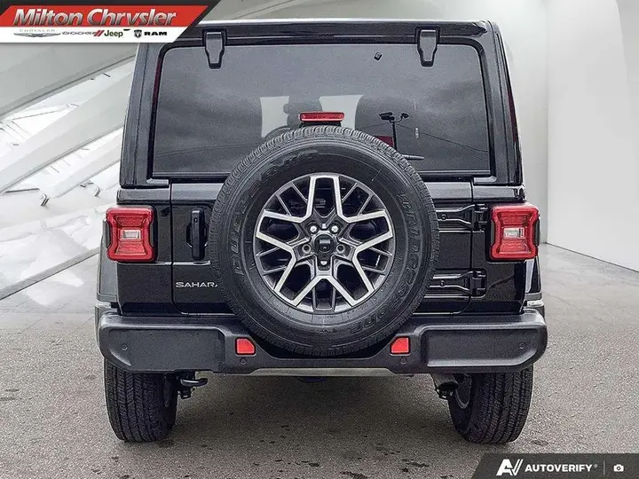 Jeep Wrangler 2026 photo 5