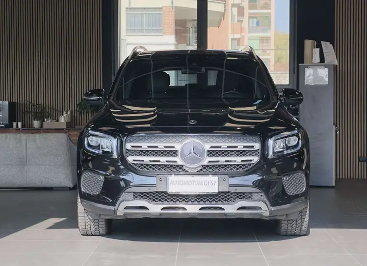 Mercedes-Benz Glb