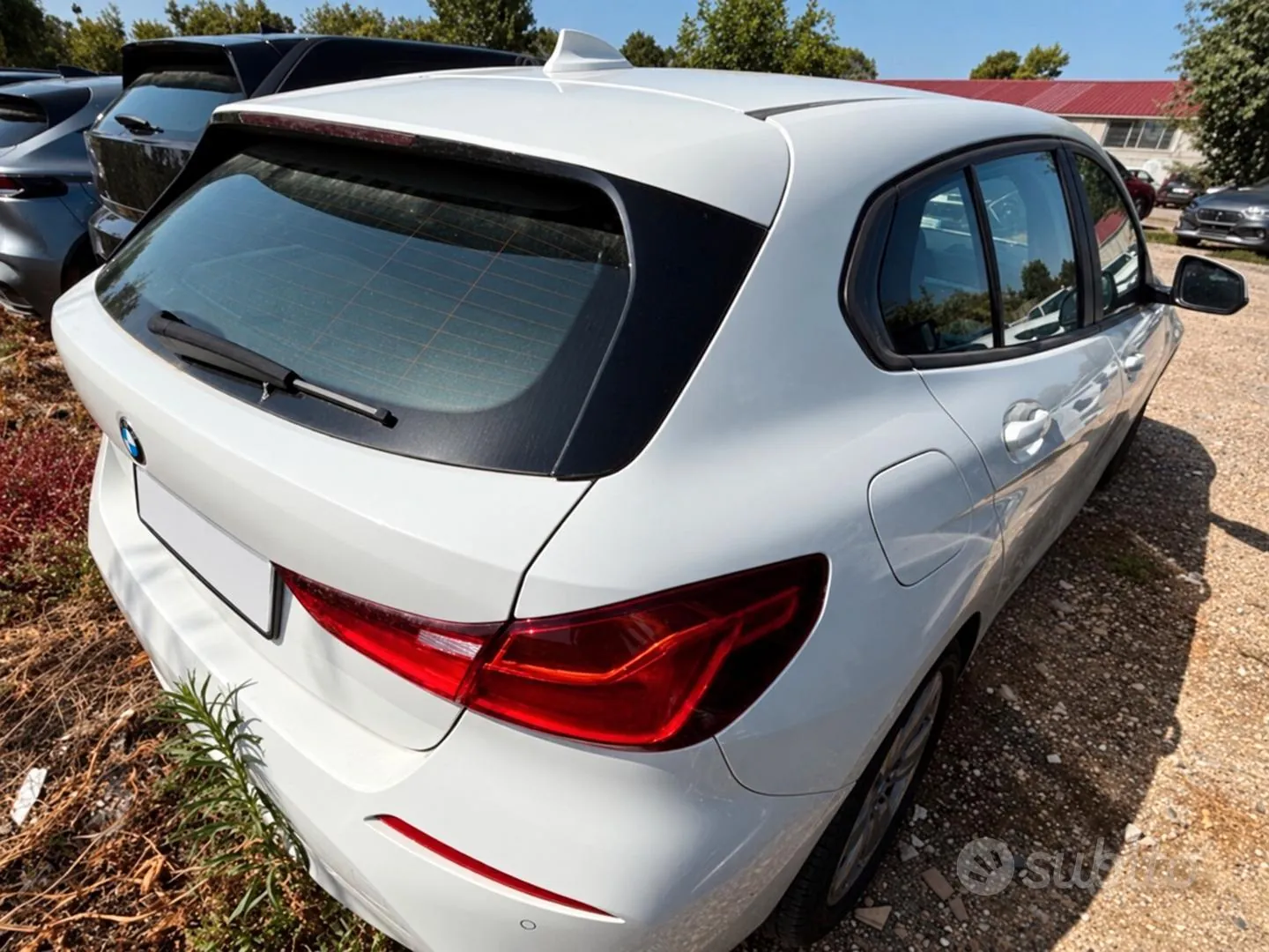 BMW 1 Series 2023 photo 3