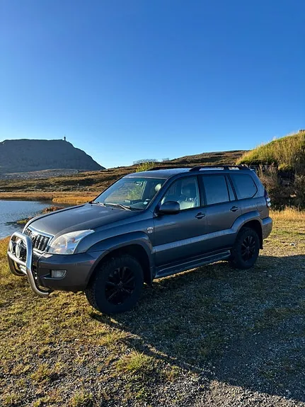 Toyota Land Cruiser 2006 photo 2