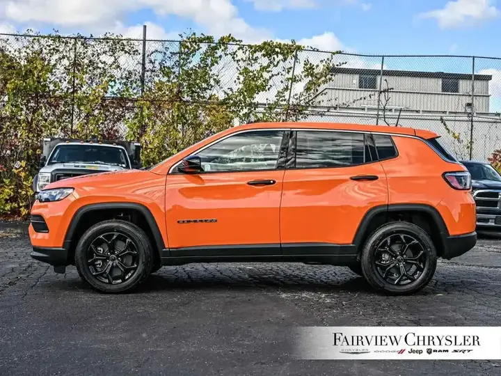 Jeep Compass 2026 photo 3
